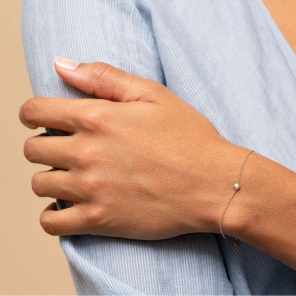 Mejuri Jewelry - mejuri 14k gold Solo Diamond Bracelet